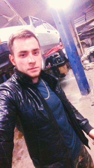 В Омске молодой парень погиб спасая девушку Житель известного города, 23-летний Юрий Петренко, пожертвовал